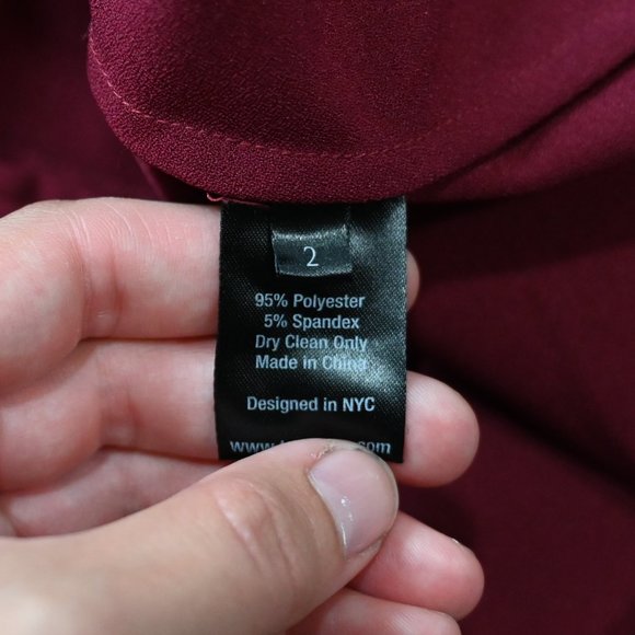 TOME NYC Size 2 V-Neck Belted Shift Dress Burgundy | Size 2 - Picture 10 of 10